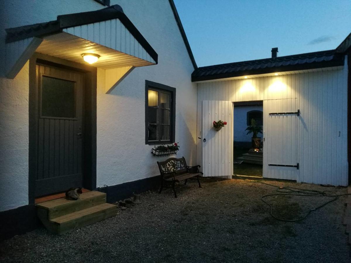 Garden Mellan Slotten Svarte 외부 사진