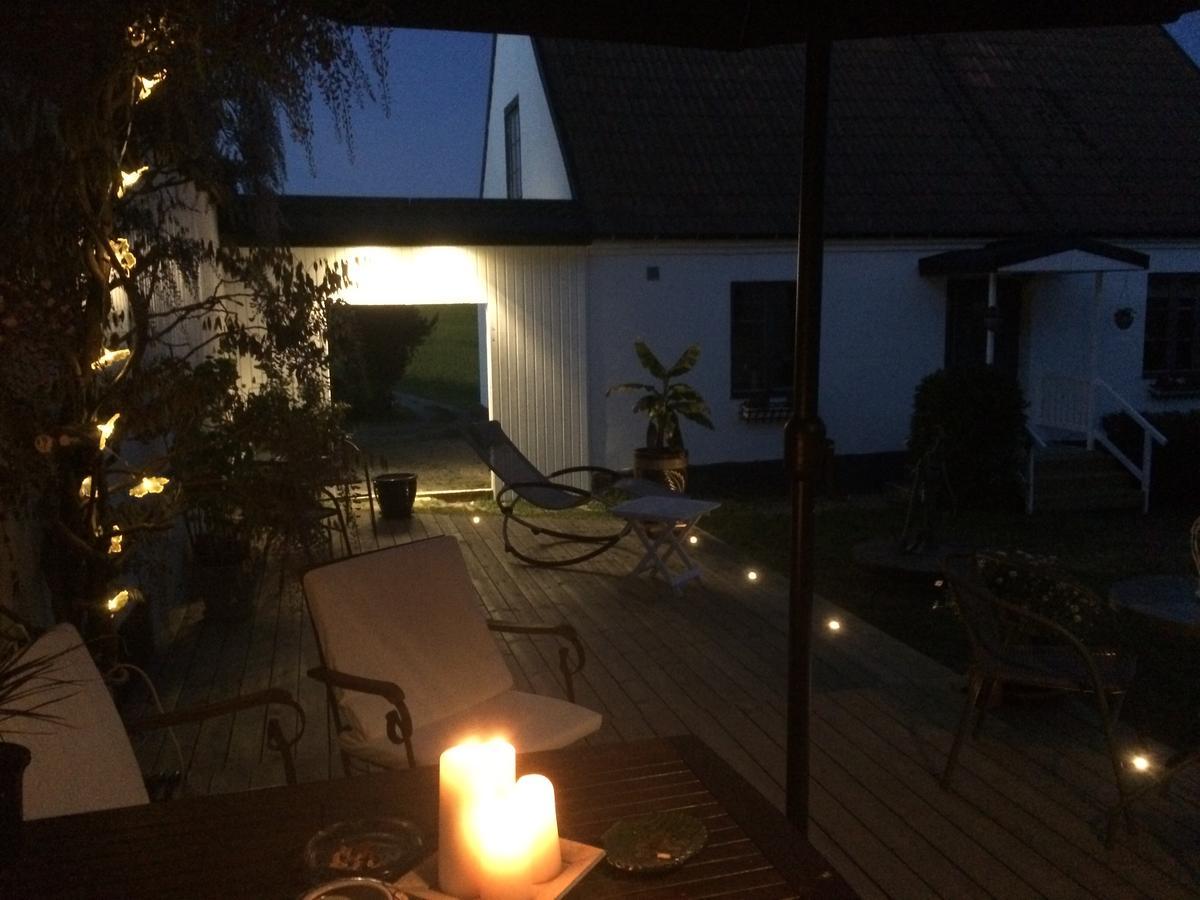 Garden Mellan Slotten Svarte 외부 사진