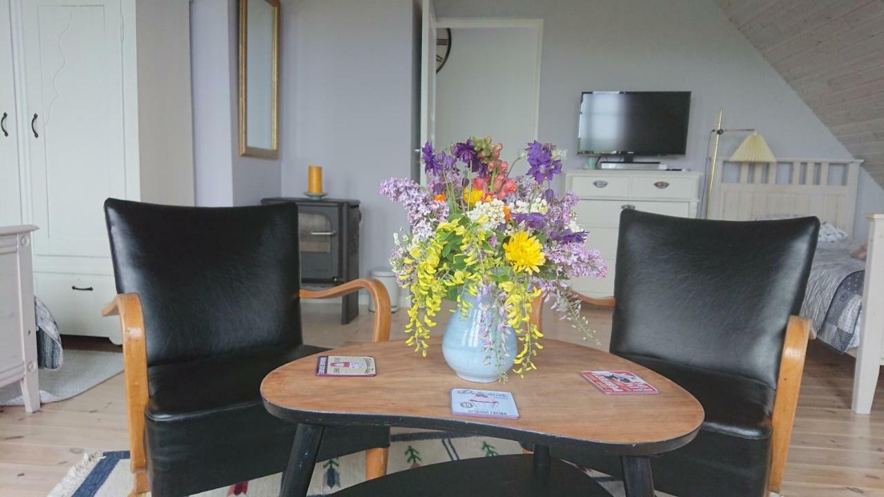 Garden Mellan Slotten Svarte 외부 사진